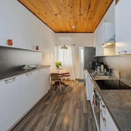 Casa Bauinia Apartment